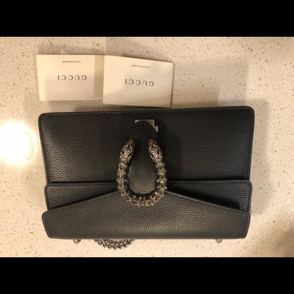 Gucci shoulder bag